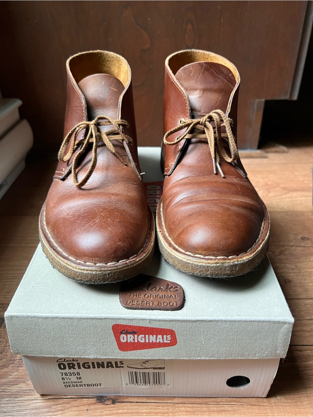 Clarks Originals Desert Boots in Beeswax leather